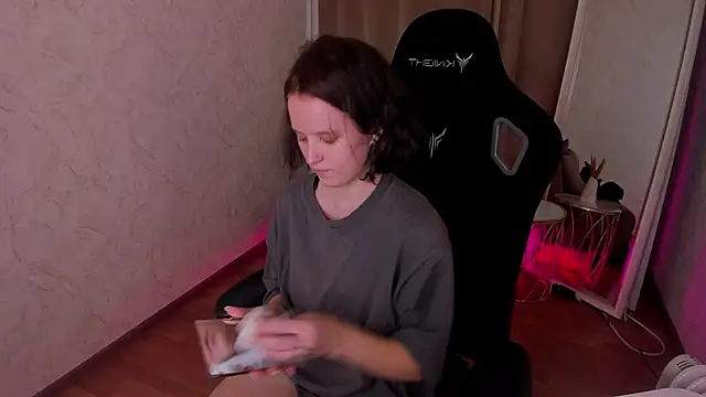 Snapshot of Violet_Ferguson chatting on November 7, 2025, 3:27 pm Violet Ferguson online show from November 7, 2025, 3:27 pm