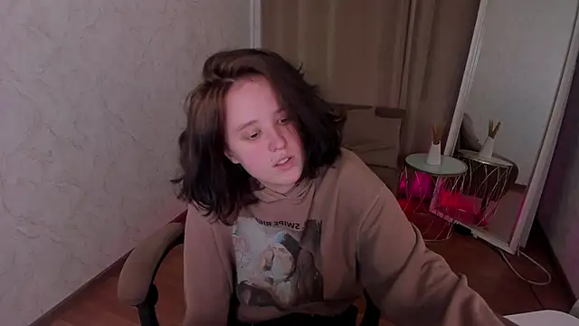 Snapshot of Violet_Ferguson chatting on November 6, 2025, 5:06 pm Violet Ferguson online show from November 6, 2025, 5:06 pm