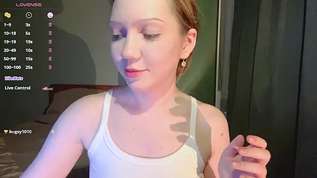 EmiIyKitty online show from November 22, 2025, 8:29 pm