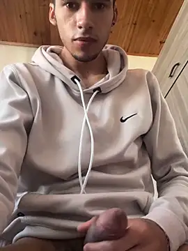 wiland hot23 online show from October 1, 2025, 1:37 pm