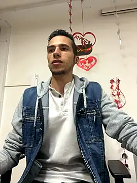 wiland hot23 online show from October 2, 2025, 1:42 am