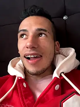 wiland hot23 online show from October 19, 2025, 8:00 pm