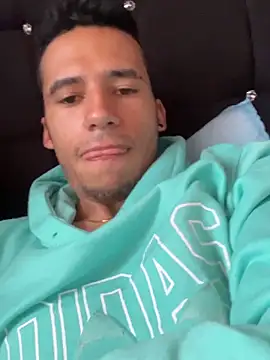 wiland hot23 online show from September 28, 2025, 3:19 pm