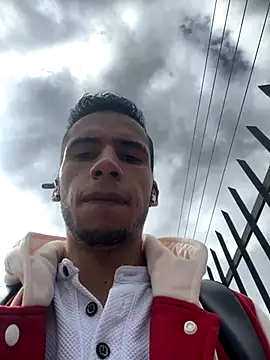 wiland hot23 online show from October 2, 2025, 2:09 pm