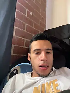 wiland hot23 online show from October 4, 2025, 3:46 pm