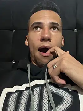 wiland hot23 online show from October 13, 2025, 4:14 am