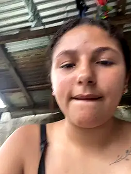 Snapshot of melissa_milkk chatting on October 19, 2025, 6:32 pm melissa milkk online show from October 19, 2025, 6:32 pm