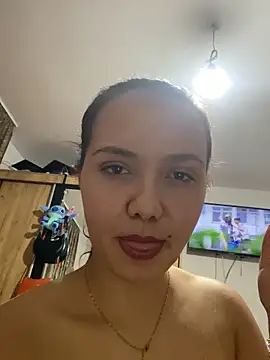 CamillaHessel online show from October 12, 2025, 12:01 am