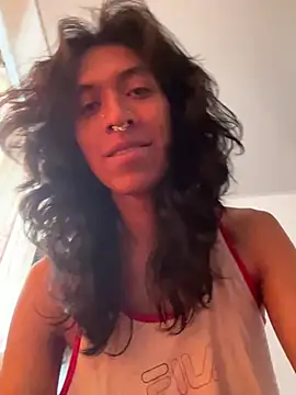 MadamLeRouge online show from July 10, 2026, 2:06 pm