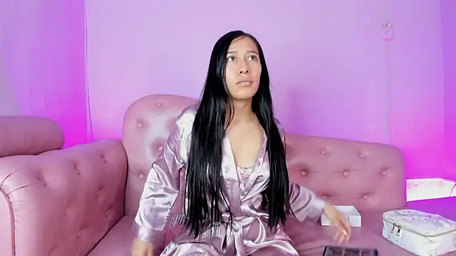 Snapshot of Amelia_Rivas chatting on November 15, 2025, 7:29 pm Amelia Rivas online show from November 15, 2025, 7:29 pm