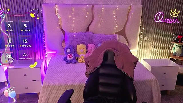 Ixchel tay online show from March 22, 2026, 3:43 am