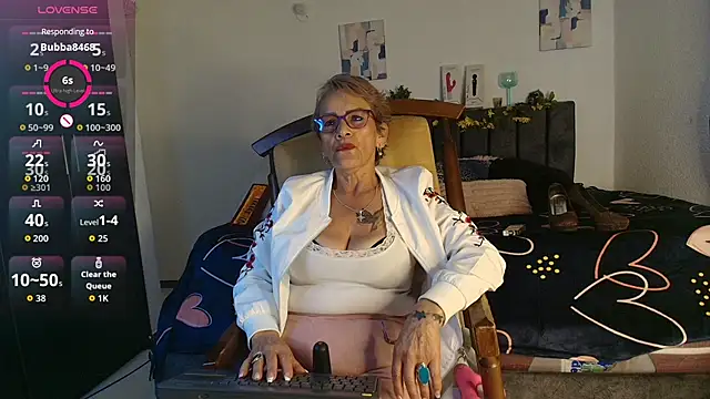 Devora mature65 online show from November 26, 2025, 6:41 pm