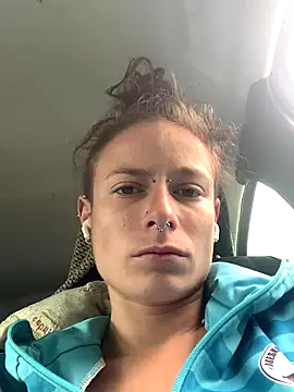 GoldenPussy1329 online show from October 19, 2025, 11:02 am