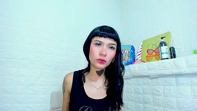 MelanyHarrysHH online show from October 13, 2025, 5:09 am