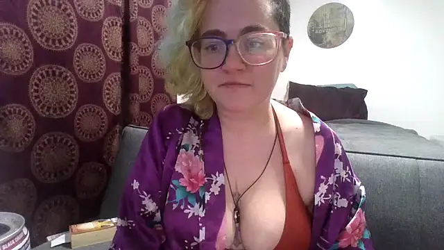 Snapshot of daniak90 chatting on October 27, 2025, 4:46 am daniak90 online show from October 27, 2025, 4:46 am