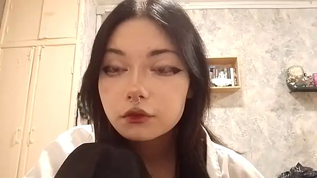 Beeping Creature online show from November 2, 2025, 1:05 pm