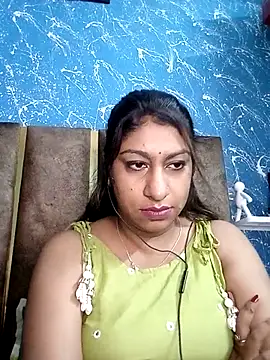 DesiRiya12 online show from September 29, 2025, 7:37 am
