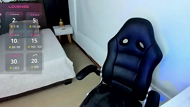 Maya Rivers online show from December 2, 2025, 6:15 am