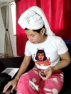 MissAsly online show from January 10, 2026, 11:49 am