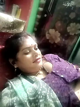 Snapshot of Na_shreya chatting on October 2, 2025, 3:15 pm Na shreya online show from October 2, 2025, 3:15 pm