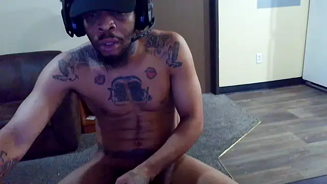 thefreakscomeoutatnight online show from April 29, 2026, 7:34 am