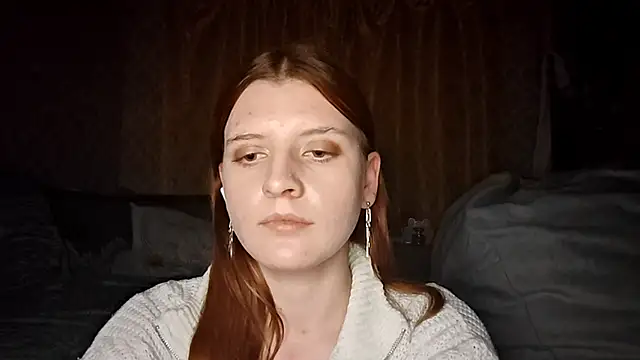 LynteriLain online show from October 22, 2025, 8:41 pm