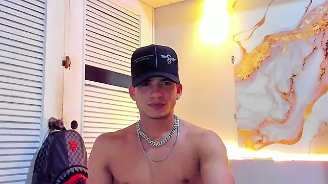 Snapshot of daniscot chatting on October 28, 2025, 8:13 am daniscot online show from October 28, 2025, 8:13 am