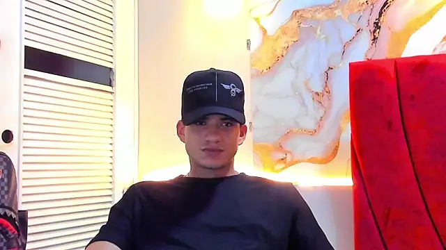 Snapshot of daniscot chatting on November 12, 2025, 4:16 am daniscot online show from November 12, 2025, 4:16 am