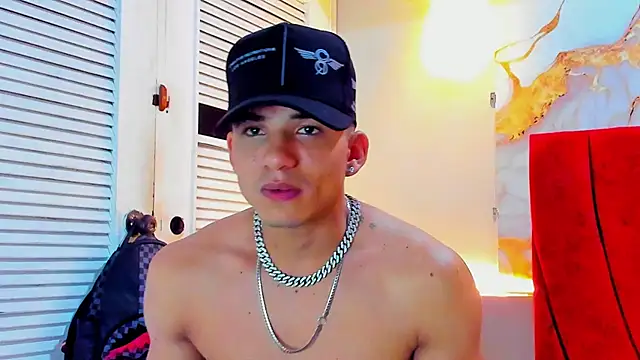 Snapshot of daniscot chatting on October 15, 2025, 3:49 am daniscot online show from October 15, 2025, 3:49 am