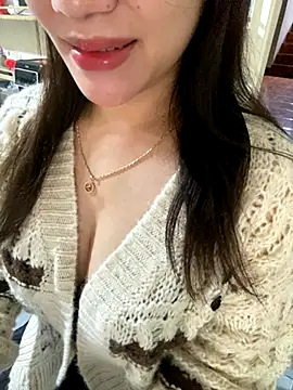 Snapshot of Gina999 chatting on November 11, 2025, 2:39 am Gina999 online show from November 11, 2025, 2:39 am