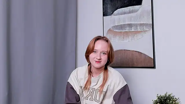 CindaStuder online show from September 28, 2025, 11:06 am
