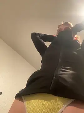 Snapshot of silentasachurchmouse chatting on November 7, 2025, 3:11 am silentasachurchmouse online show from November 7, 2025, 3:11 am