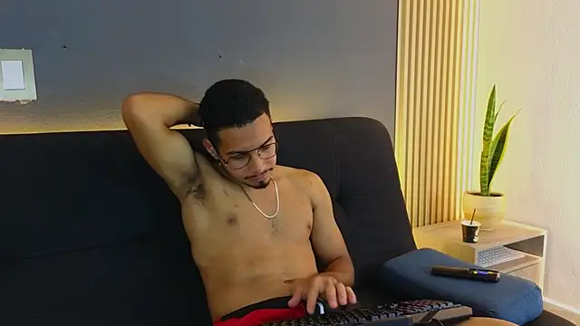 Jaybrown  1 online show from October 10, 2025, 3:40 am