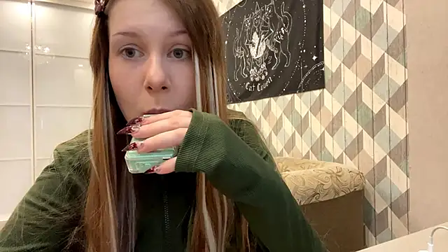 Snapshot of RebelKitsune chatting on November 3, 2025, 5:23 am RebelKitsune online show from November 3, 2025, 5:23 am