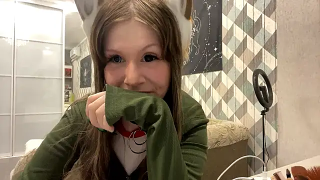 Snapshot of RebelKitsune chatting on October 15, 2025, 7:00 pm RebelKitsune online show from October 15, 2025, 7:00 pm