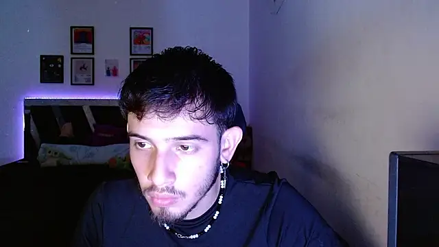 Snapshot of Sebasxxl12 chatting on February 11, 2026, 5:40 am Sebasxxl12 online show from February 11, 2026, 5:40 am