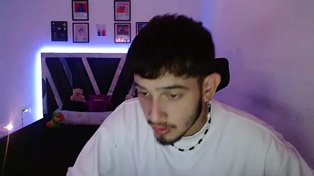 Sebasxxl12 online show from December 18, 2025, 5:56 am