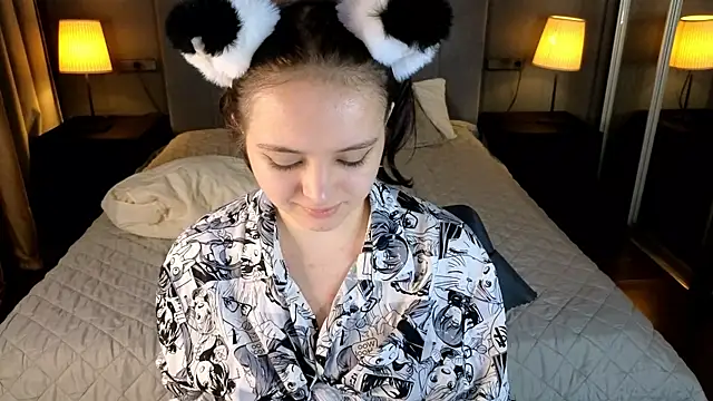 Snapshot of _EVA_GREEN chatting on November 9, 2025, 2:04 am EVA GREEN online show from November 9, 2025, 2:04 am