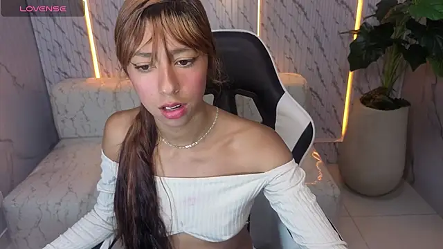 Snapshot of Terry_tx chatting on October 6, 2025, 12:17 pm Terry tx online show from October 6, 2025, 12:17 pm