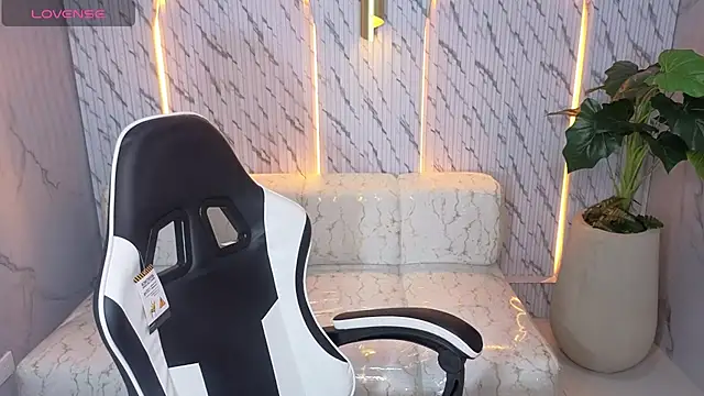 Snapshot of Terry_tx chatting on October 7, 2025, 12:50 pm Terry tx online show from October 7, 2025, 12:50 pm