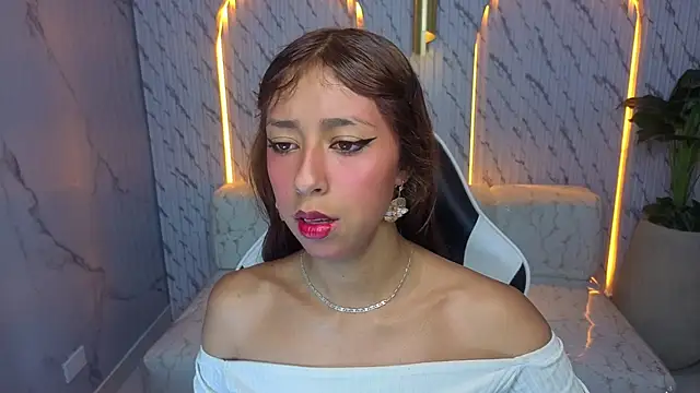 Snapshot of Terry_tx chatting on November 2, 2025, 1:05 pm Terry tx online show from November 2, 2025, 1:05 pm