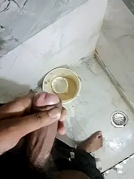 Snapshot of Onlysingles chatting on October 8, 2025, 6:04 am Onlysingles online show from October 8, 2025, 6:04 am