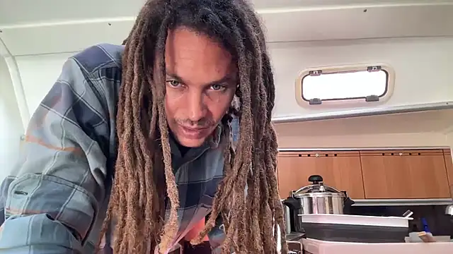 Monk and Mia online show from October 18, 2025, 11:01 am