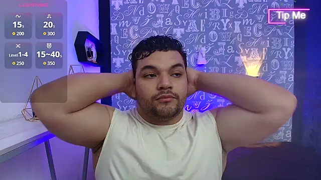 Snapshot of Adonis_Walker chatting on October 1, 2025, 7:40 pm Adonis Walker online show from October 1, 2025, 7:40 pm