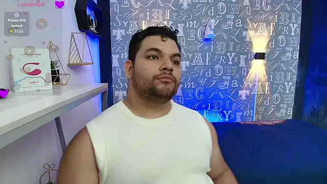 Snapshot of Adonis_Walker chatting on October 7, 2025, 8:21 pm Adonis Walker online show from October 7, 2025, 8:21 pm