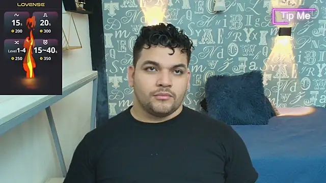 Snapshot of Adonis_Walker chatting on November 2, 2025, 8:14 pm Adonis Walker online show from November 2, 2025, 8:14 pm