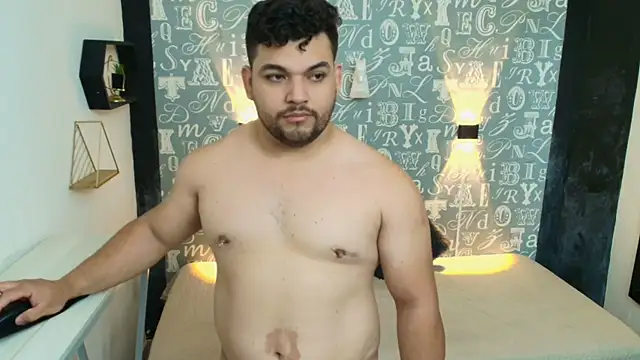 Snapshot of Adonis_Walker chatting on October 30, 2025, 7:11 pm Adonis Walker online show from October 30, 2025, 7:11 pm