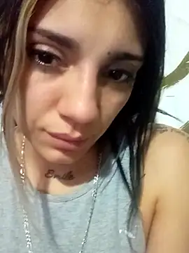 Snapshot of Milalita chatting on October 10, 2025, 5:30 am Milalita online show from October 10, 2025, 5:30 am