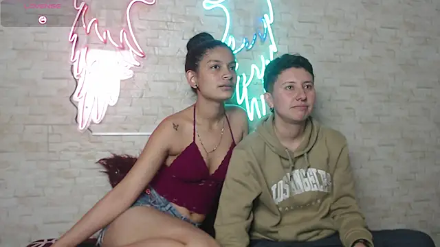 Gaby and Mei online show from October 3, 2025, 4:58 am