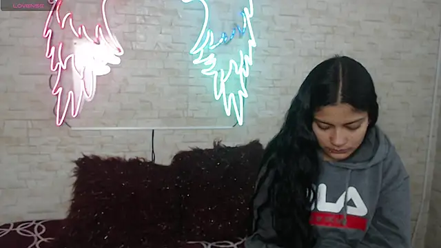 Gaby and Mei online show from October 23, 2025, 3:38 am